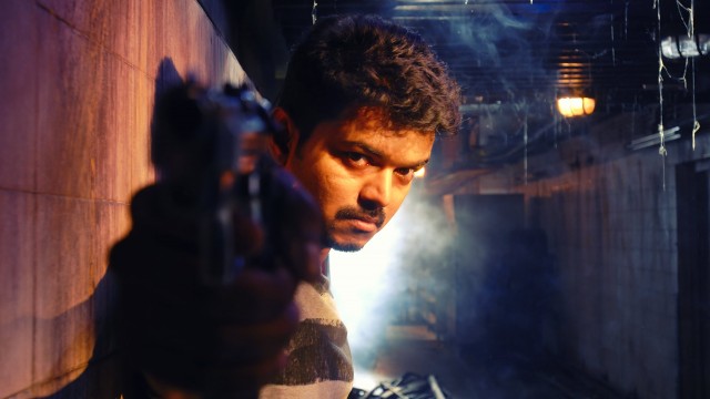 Watch Thuppakki Online