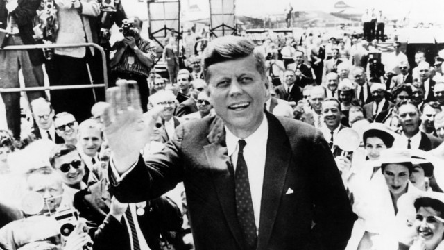 Watch JFK Assassination The Definitive Guide Online