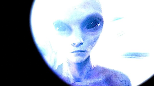 Watch The Alien Report Online