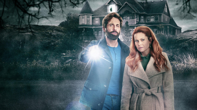 Watch Aurora Teagarden Mysteries: Haunted by Murder Online