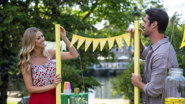 Watch Lemonade Stand Romance Online