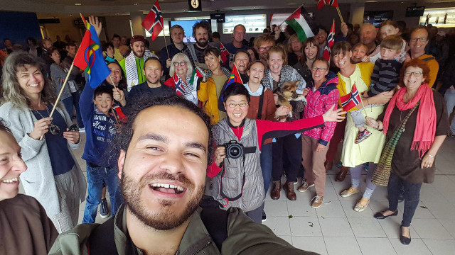 Watch Life is Beautiful: A Letter to Gaza Online