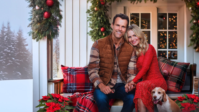 Watch Home Sweet Christmas Online