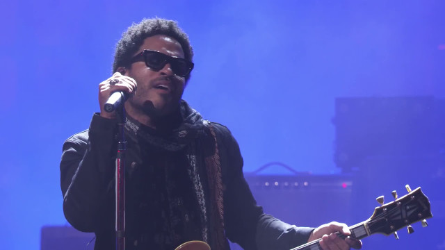 Watch Lenny Kravitz: Live at iTunes Festival Online