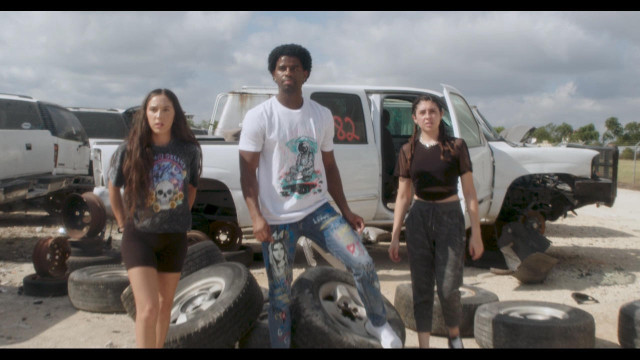 Watch Into the Gravel Pit Online