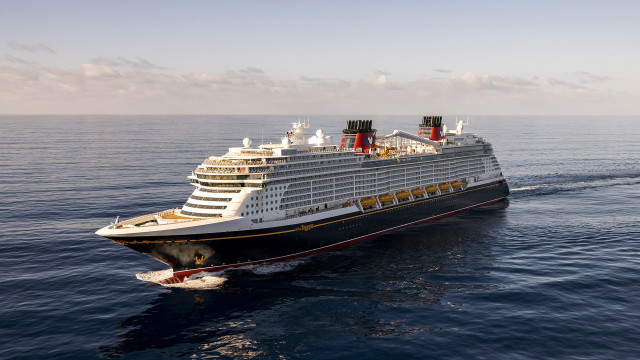 Watch Magic of the Disney Treasure Online