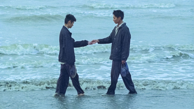 Watch Viet and Nam Online