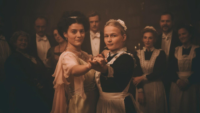 Watch Chambermaid Online