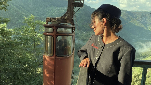 Watch Gondola Online