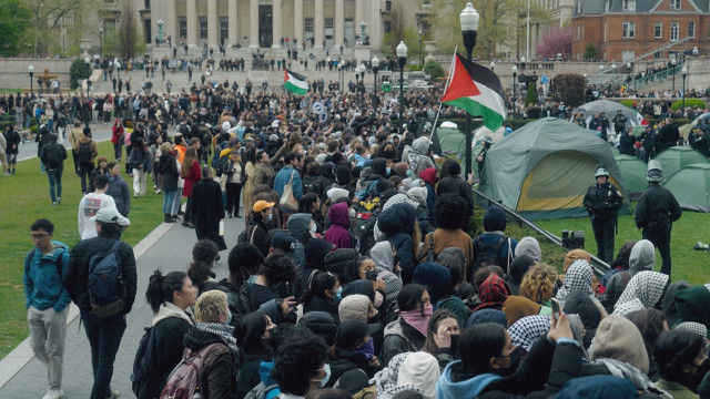 Watch The Encampments Online