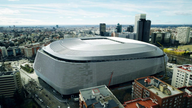 Watch Megastructures: Real Madrid Super Stadium Online