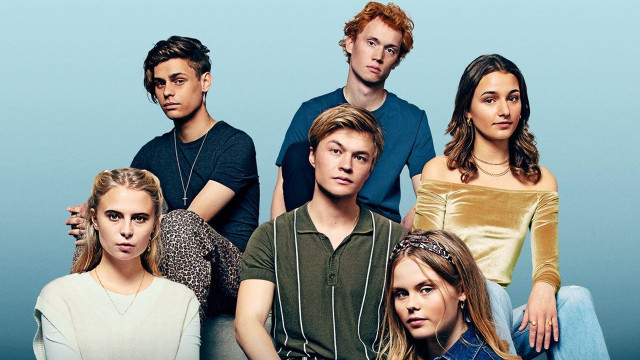 Watch Pretty Young Thing Online