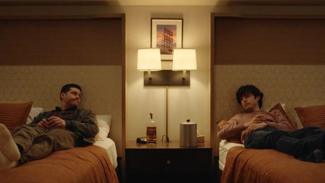 Watch Twinless Online