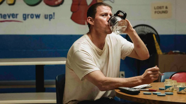 Watch Roofman Online