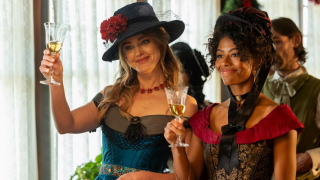 Watch A Dickens of a Christmas Online