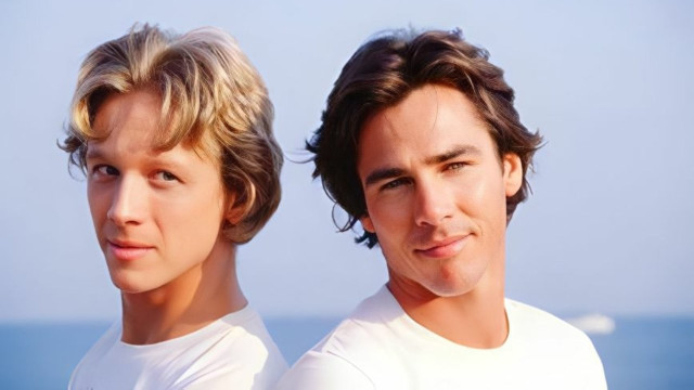 Watch Deadman's Curve Online