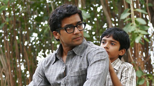 Watch Vaaranam Aayiram Online