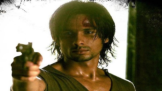 Watch Kaminey Online