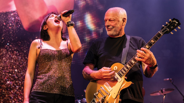 Watch David Gilmour: Live at the Circus Maximus Online