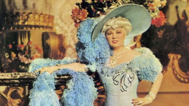 Watch Belle of the Nineties Online