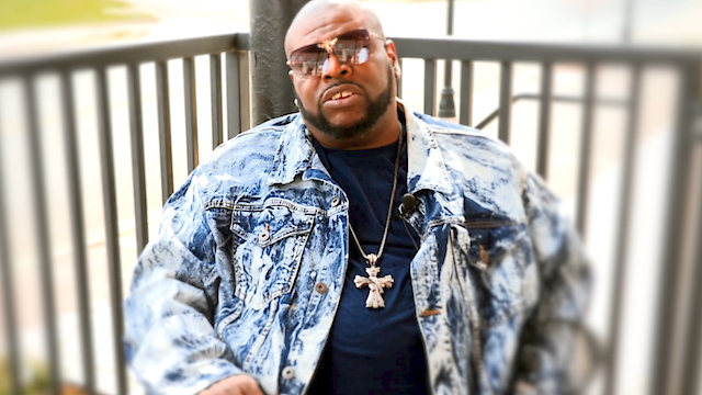 Watch Benito, Behind the Hammer Online