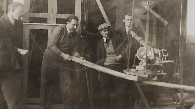 Watch Voyage to Metropolis Online