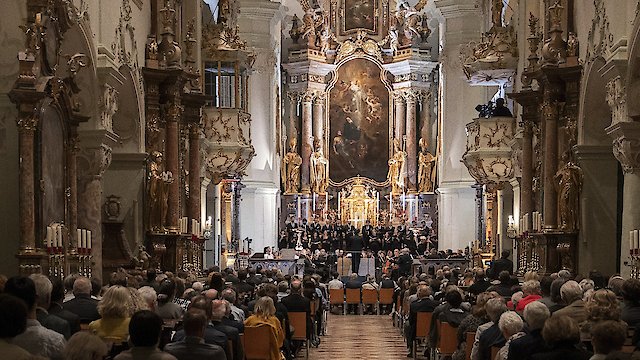 Watch Mozart's Great Mass in C Minor Online