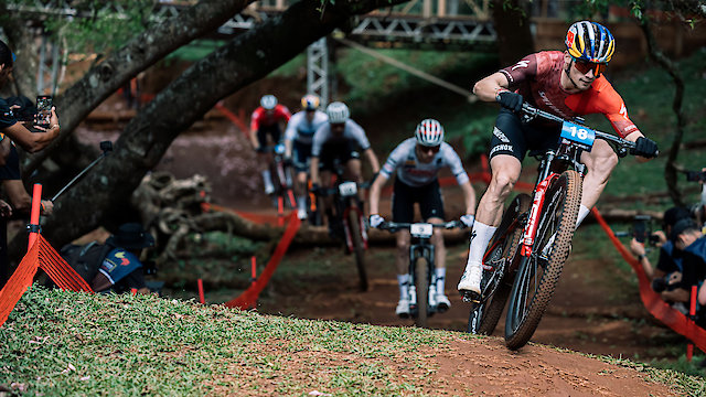 Watch UCI Cross-country Short Track World Cup | Men Elite | Araxa Online
