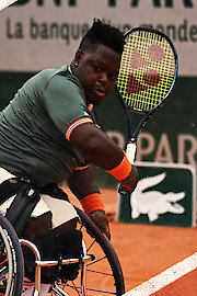 Donald Ramphadi - Sam Schroder