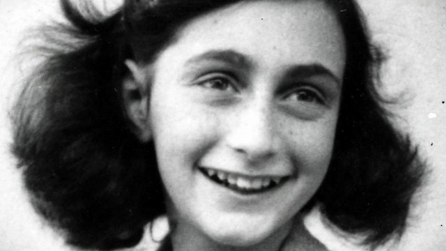 Watch Anne Frank - A Tale Of Two Sisters Online