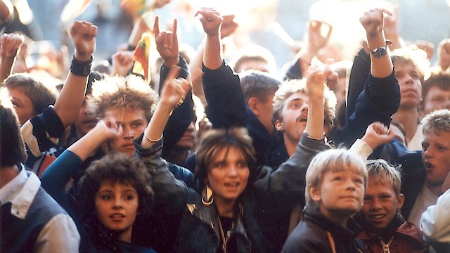 Watch How We Played the Revolution Online