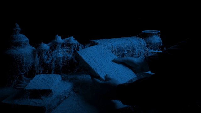 Watch Sleepy Book: Shakespeare Sonnets Online