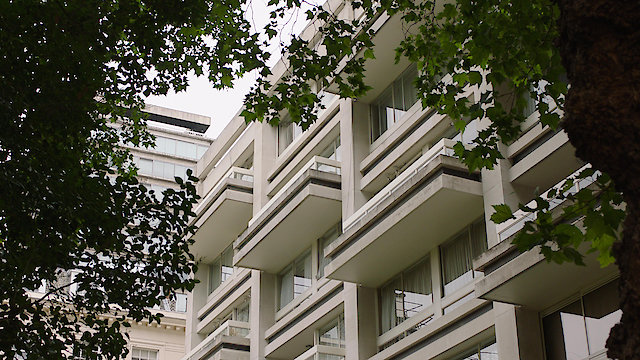 Watch The Spy Who Fell To Earth Online