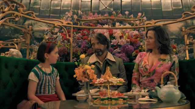 Watch Dust Bunny Online