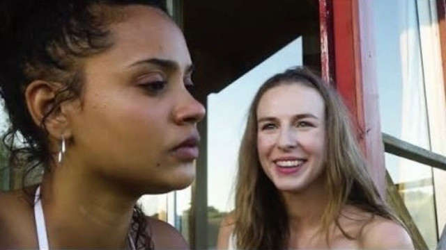 Watch Gliitch Online