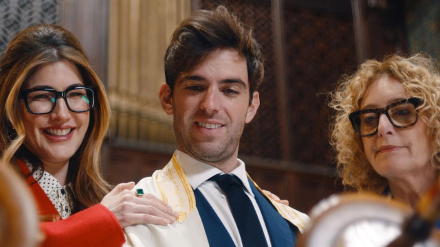 Watch 31 Candles Online