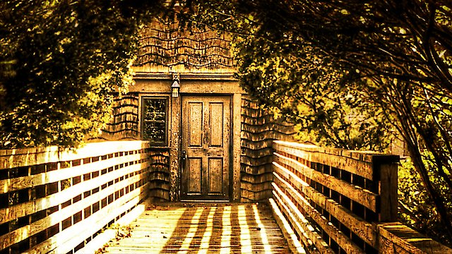 Watch House of Mystery: Classic Horror Movie Online