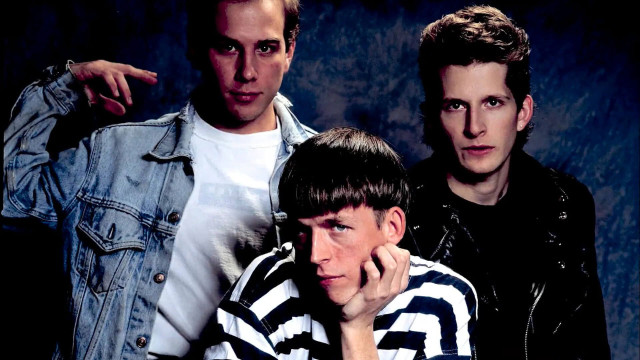 Watch Out of Time: The Material Issue Story Online