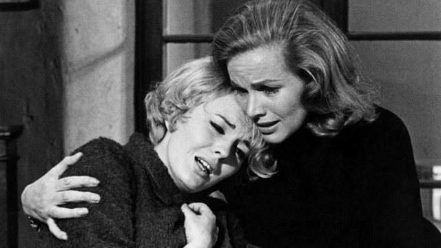 Watch Moment to Moment Online