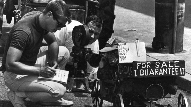 Watch Leo Beuerman Online