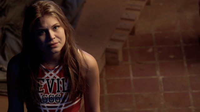 Watch Daggers Inn Online