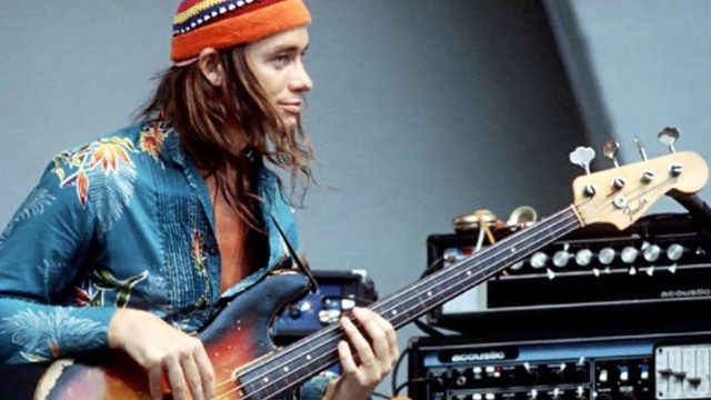 Watch Jaco Pastorius: Live and Outrageous Online