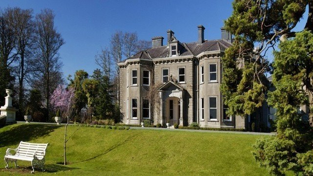 Watch The Irish Country House Online