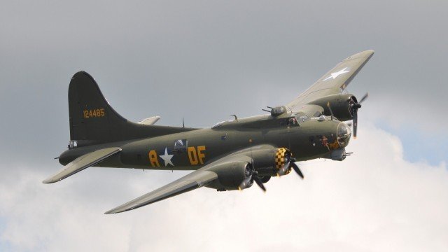 B-17 Flying Legend - Where to Watch Movie