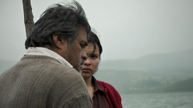 Watch La Sirga Online