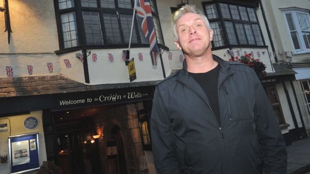 Watch Greg Davies Live: Firing Cheeseballs at a Dog Online