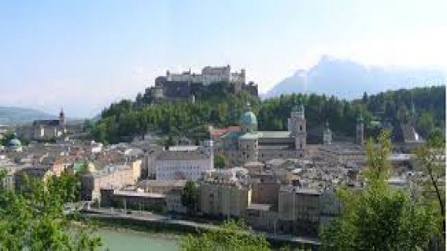 Watch Naxos Scenic Musical Journeys: Salzburg - A Musical Tour of the City of Mozart Online