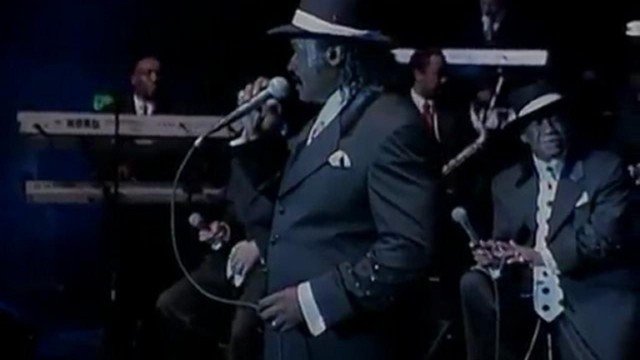 Watch The Chi-Lites - Live In Norfolk 2005 Online
