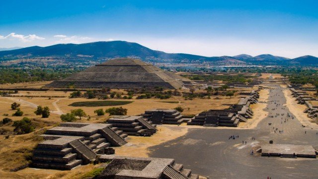 Watch Global Treasures: Teotihuacan, Mexico Online