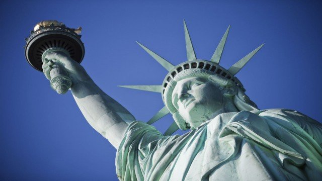 Watch Modern Times Wonders: Statue of Liberty Online